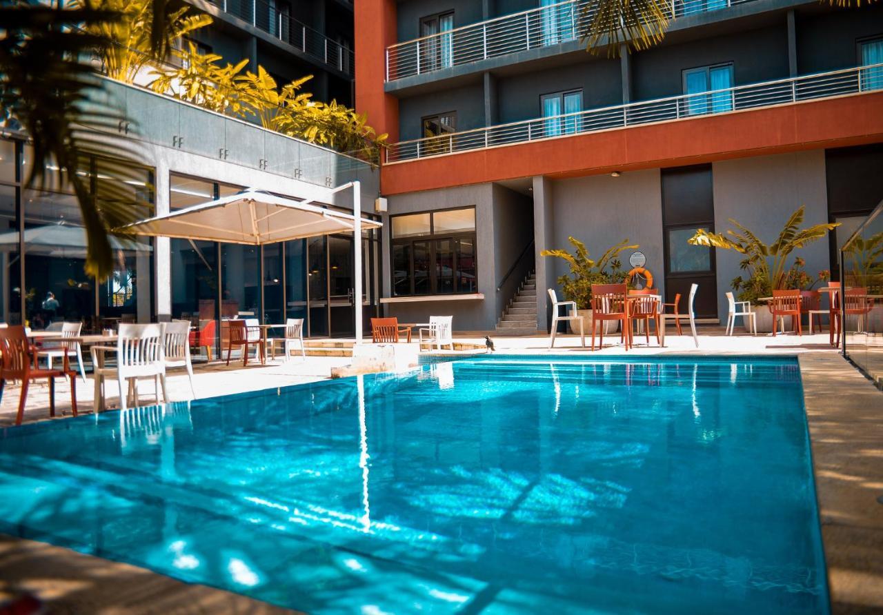Hotel Crowne Plaza - Dar Es Salaam By Ihg Zewnętrze zdjęcie