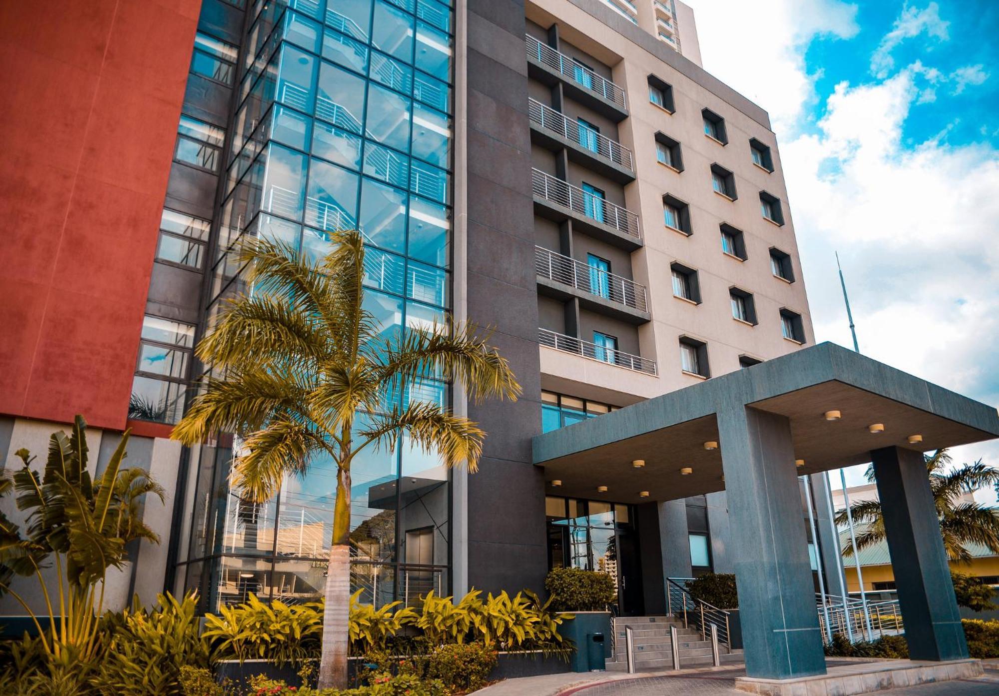Hotel Crowne Plaza - Dar Es Salaam By Ihg Zewnętrze zdjęcie