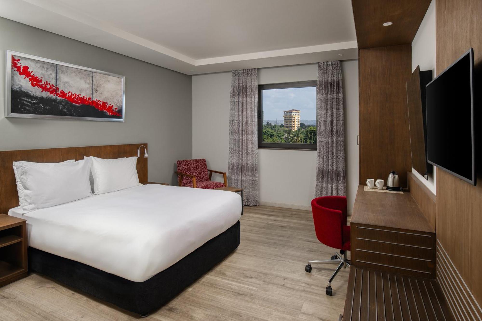Hotel Crowne Plaza - Dar Es Salaam By Ihg Zewnętrze zdjęcie