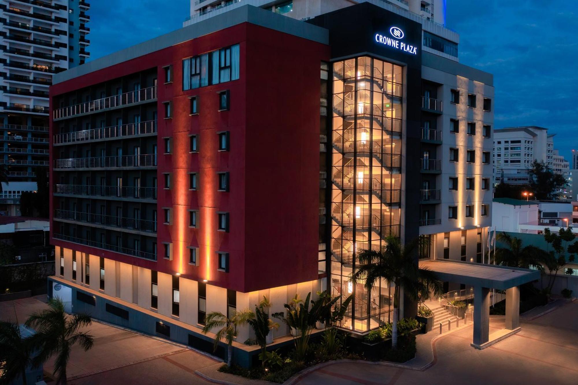 Hotel Crowne Plaza - Dar Es Salaam By Ihg Zewnętrze zdjęcie