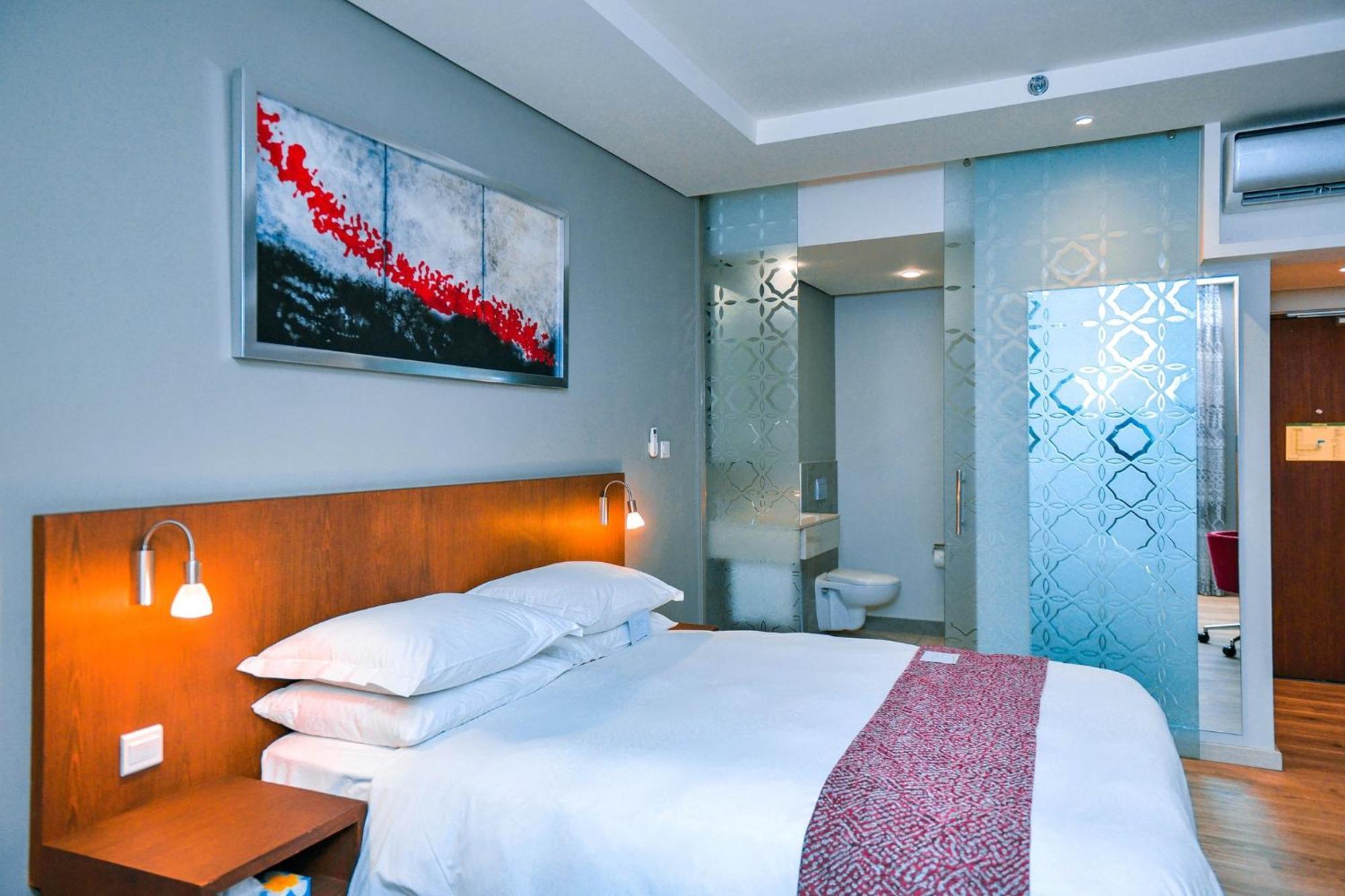 Hotel Crowne Plaza - Dar Es Salaam By Ihg Zewnętrze zdjęcie